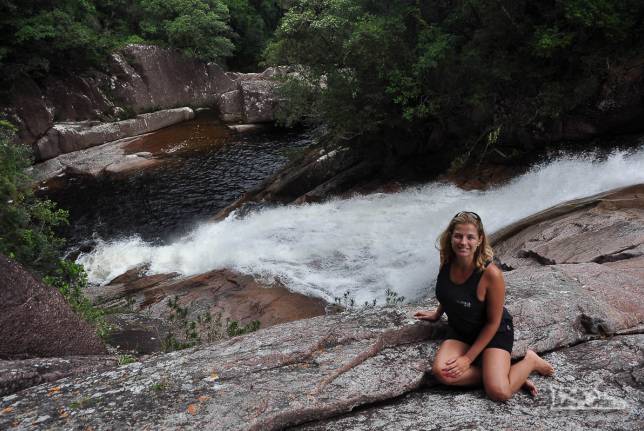 O rio das cachoeiras do rio Vermelho, na Várzea do Braço, em Santo Amaro da Imperatriz, perto de Florianópolis, em Santa Catarina